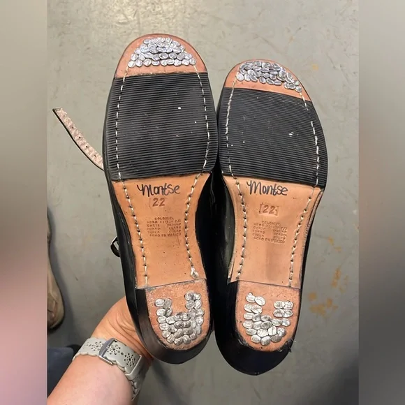 Black Leather folklorico shoes like new - Picture 2 of 2